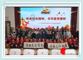 58问答交流平台蓝色褶皱露肩上衣搭配白色牛仔裤,展现完美身材,你学会了吗?,解答你的疑问